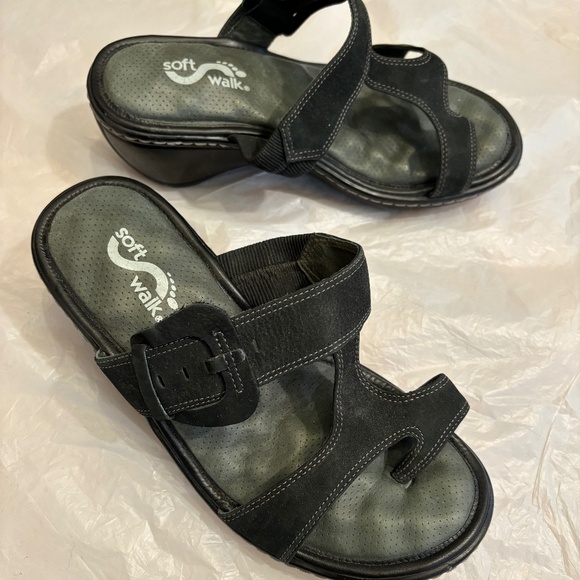 SoftWalk Leather Suede Slides Sandals Heels - Picture 2 of 4